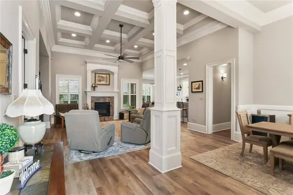 303 LAC IBERVILLE DR, Luling, LA 70070