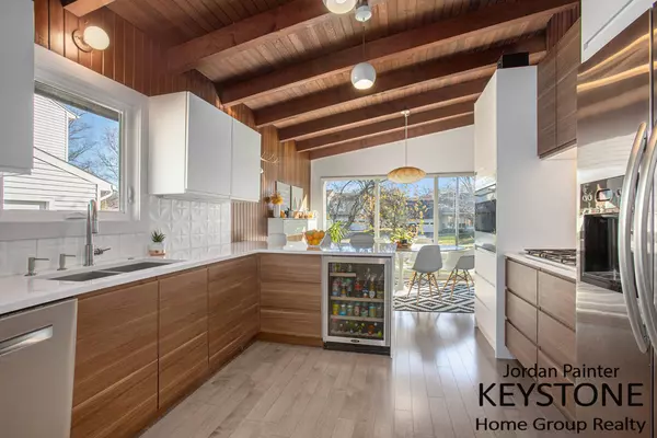 2537 Union NE Avenue, Grand Rapids, MI 49505