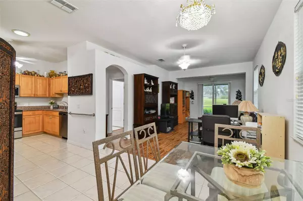 2609 EAGLE GREENS DR #2609, Plant City, FL 33566