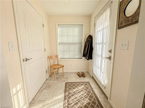 303 Amhurst AVE, High Point, NC 27260