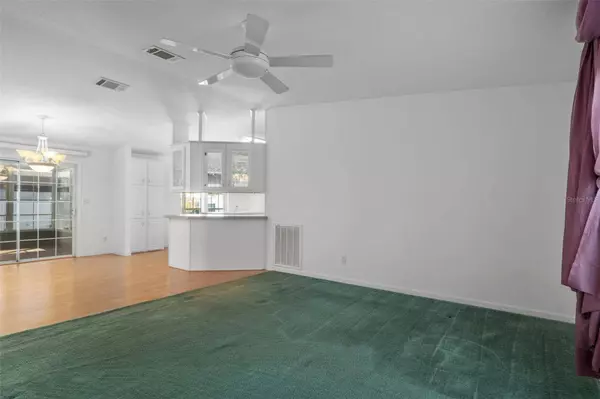 37637 NEUKOM AVE, Zephyrhills, FL 33541