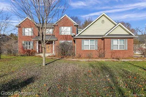 16925 BROADVIEW Drive, East Lansing, MI 48823