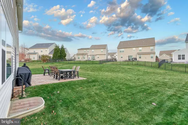 825 SPIGOLD CT, Mechanicsburg, PA 17055