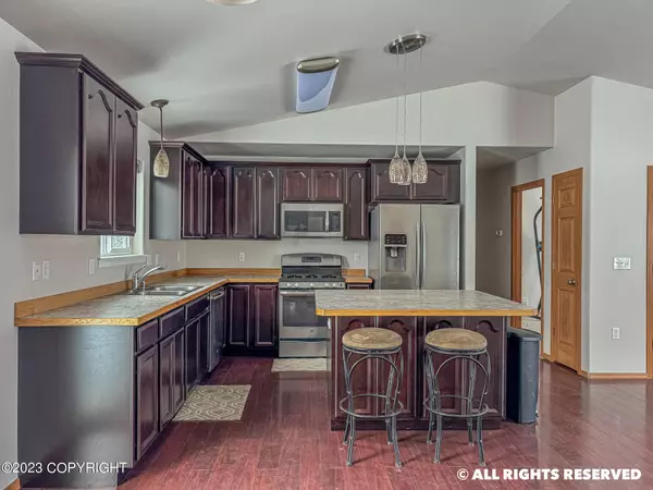 4840 N Lacy Ilene WAY, Wasilla, AK 99654