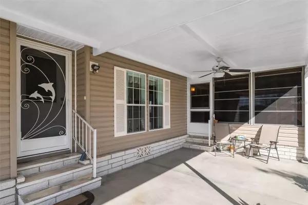 37637 NEUKOM AVE, Zephyrhills, FL 33541