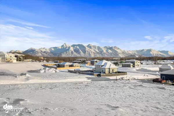 6949 E Gateway DR, Palmer, AK 99645