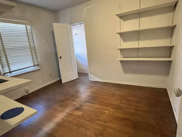 1006 Tabor ST, Indianapolis, IN 46203