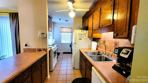 6601 Andora DR, Charlotte, NC 28227