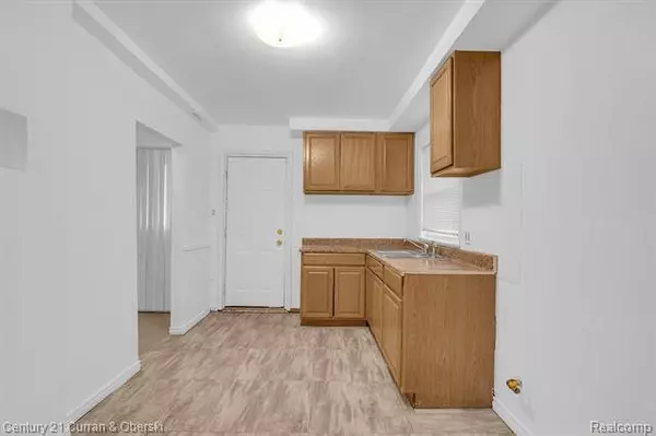 28611 PARKWOOD Street, Inkster, MI 48141