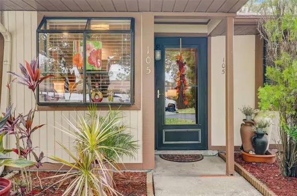 105 EDGEWOOD CT, Oldsmar, FL 34677