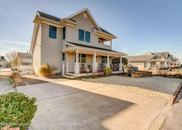 313 Roberts Avenue, Seaside Park, NJ 08752