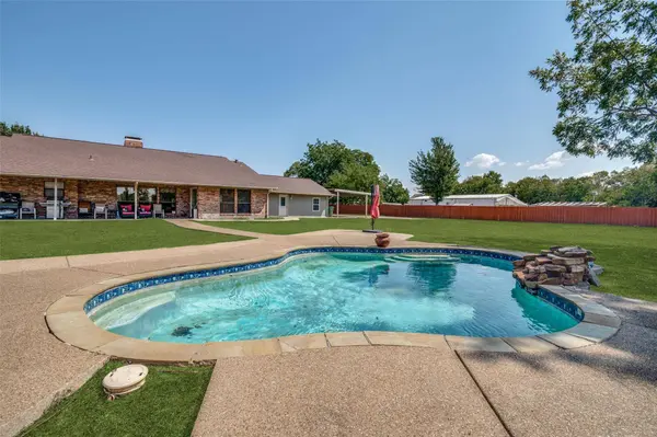 5114 Locust Grove Road, Garland, TX 75043