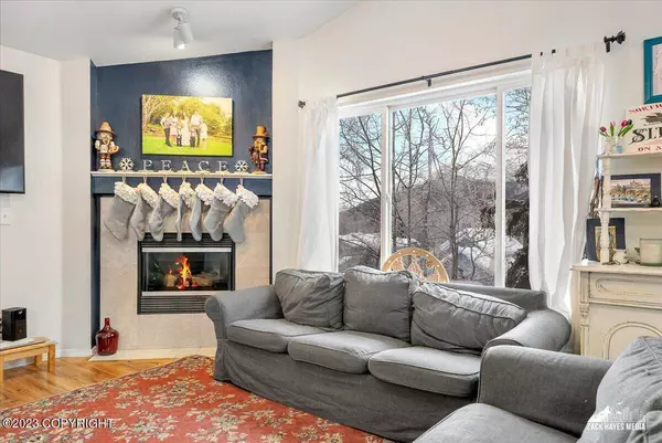 20414 Granite Park CIR, Eagle River, AK 99577