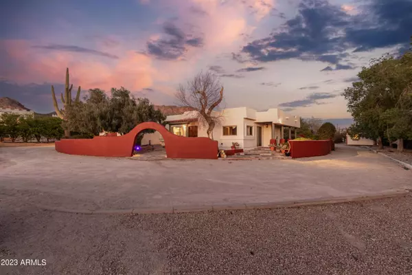 5275 N MERIDIAN Road, Apache Junction, AZ 85120