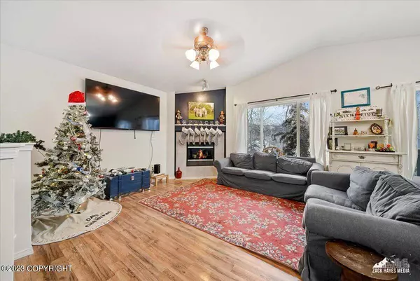 20414 Granite Park CIR, Eagle River, AK 99577