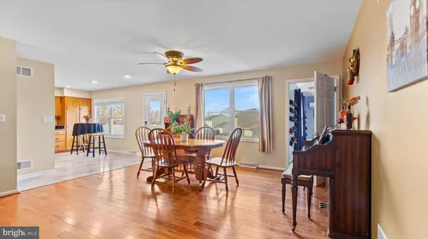 150 SWEETWATER LN, Newmanstown, PA 17073