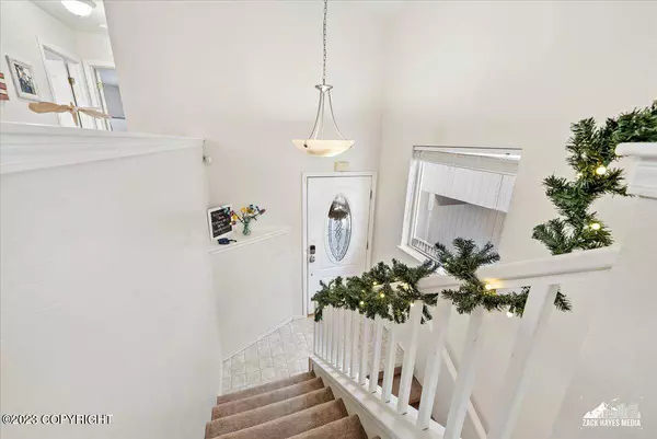 20414 Granite Park CIR, Eagle River, AK 99577