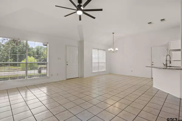 7009 Private Road 4638, Mt Pleasant, TX 75455