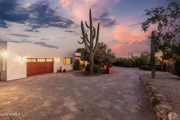 5275 N MERIDIAN Road, Apache Junction, AZ 85120