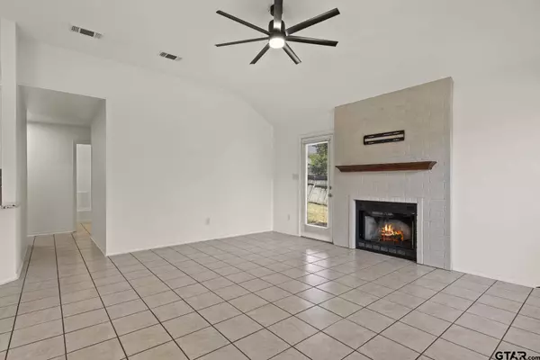 7009 Private Road 4638, Mt Pleasant, TX 75455