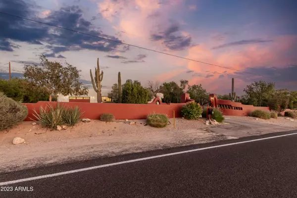 5275 N MERIDIAN Road, Apache Junction, AZ 85120