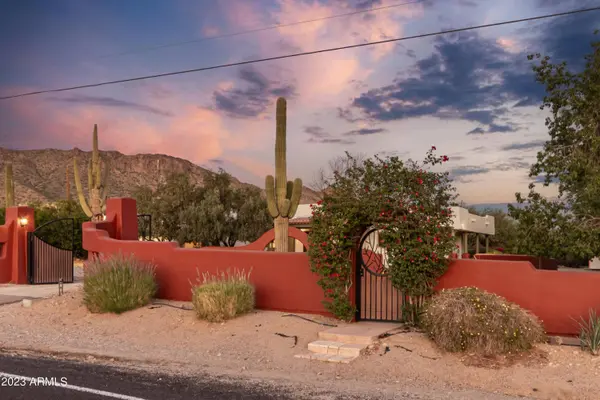 5275 N MERIDIAN Road, Apache Junction, AZ 85120