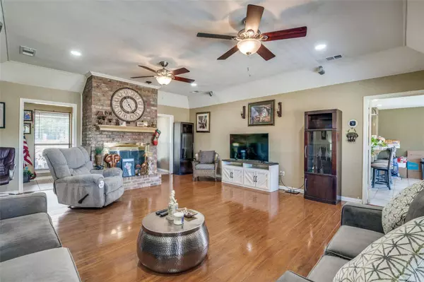 5114 Locust Grove Road, Garland, TX 75043