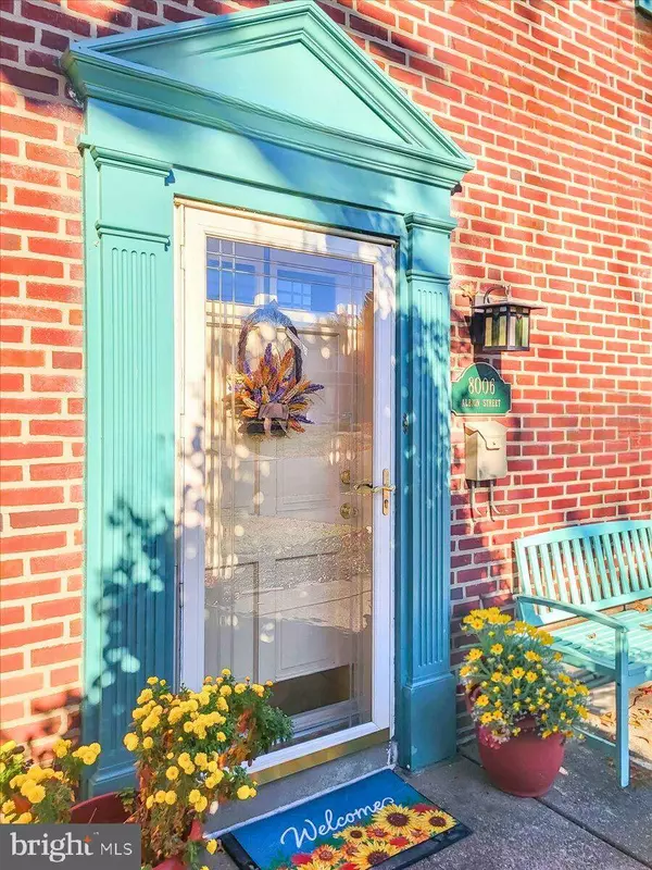 8006 ALBION ST, Philadelphia, PA 19136