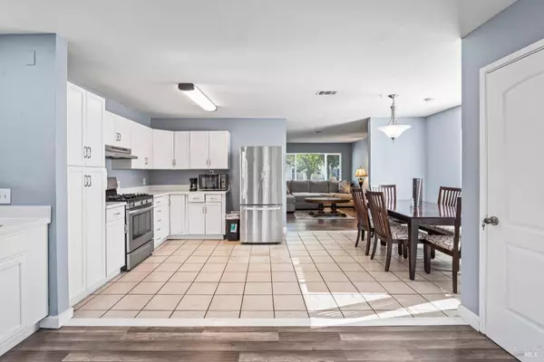 1208 Ricky CT, Suisun City, CA 94585