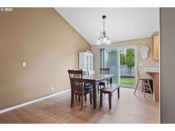 6057 MONDAVI LN, Eugene, OR 97402