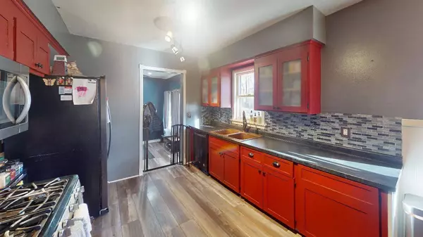 10671 Verdin ST NW, Coon Rapids, MN 55433