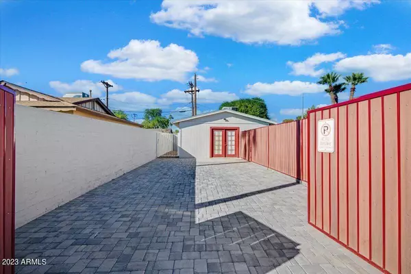 7415 E GARFIELD Street, Scottsdale, AZ 85257