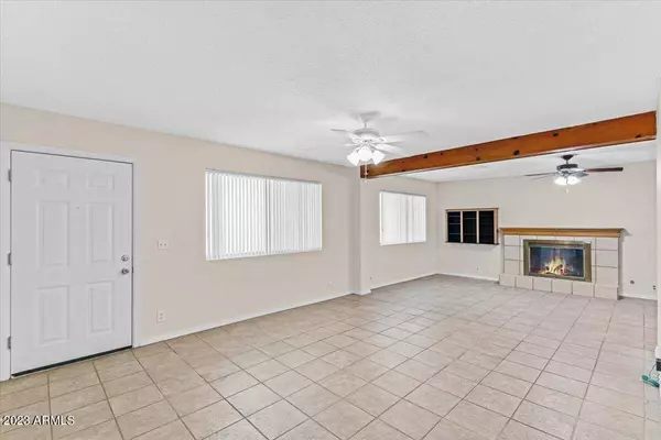 7415 E GARFIELD Street, Scottsdale, AZ 85257