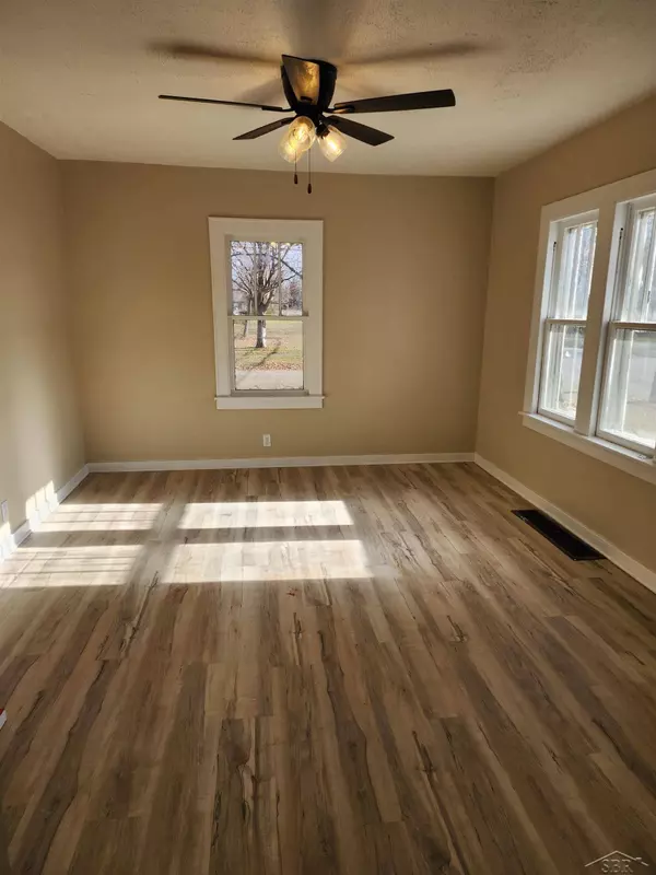 2423 Webber Street, Saginaw, MI 48601