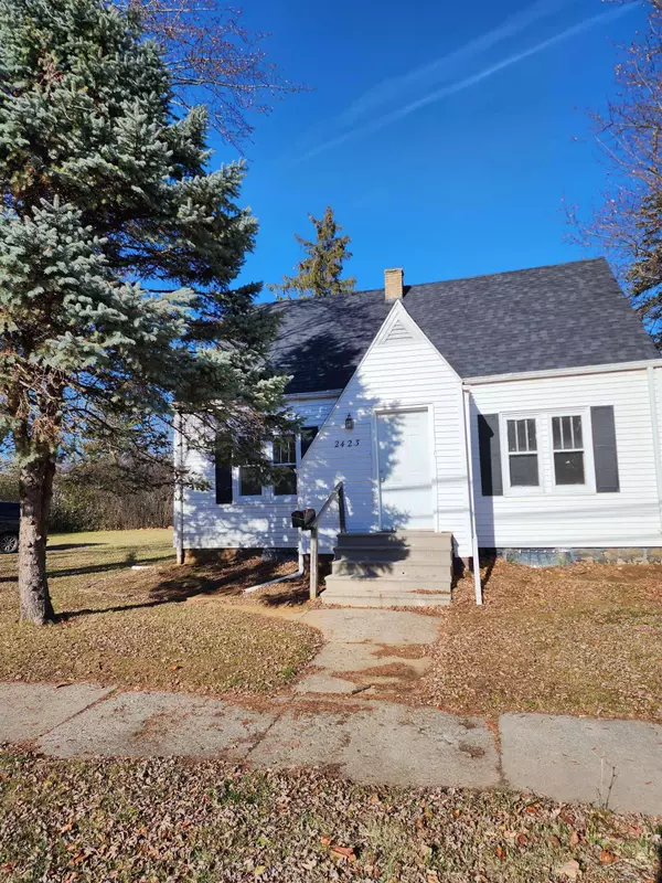 2423 Webber Street, Saginaw, MI 48601