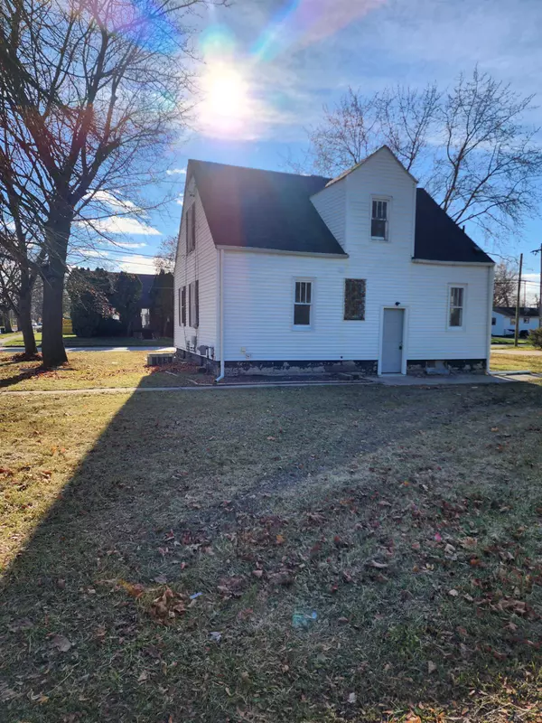 2423 Webber Street, Saginaw, MI 48601