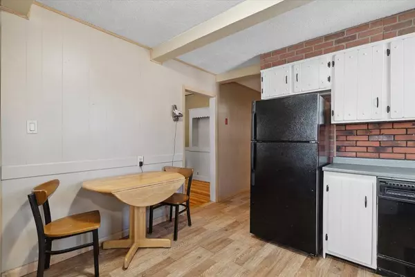 44 Fred St, Lowell, MA 01850