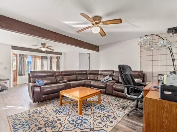 20568 Olympia Road, Madera, CA 93638