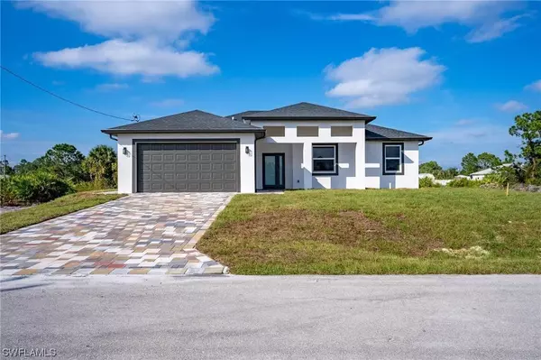 739 Phelps ST E, Lehigh Acres, FL 33974