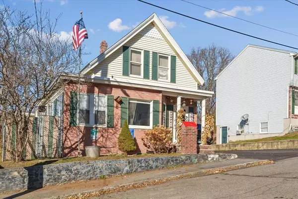 44 Fred St, Lowell, MA 01850