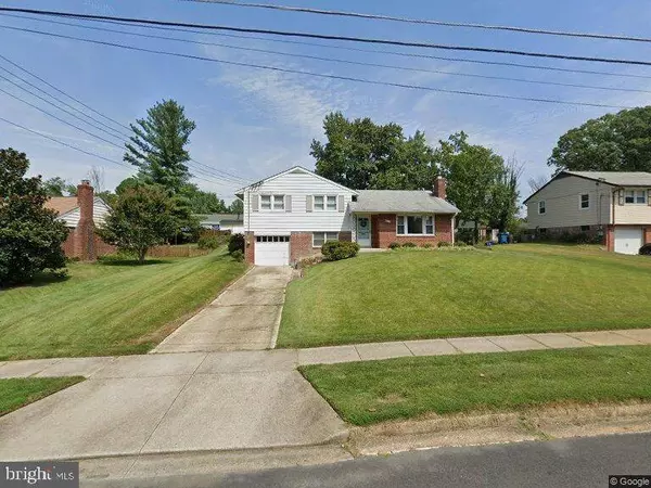 6718 NEW HOPE DR, Springfield, VA 22151