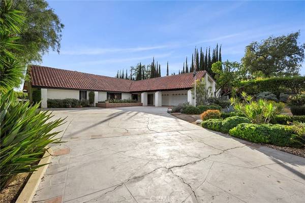 2050 Skyline DR, Fullerton, CA 92831