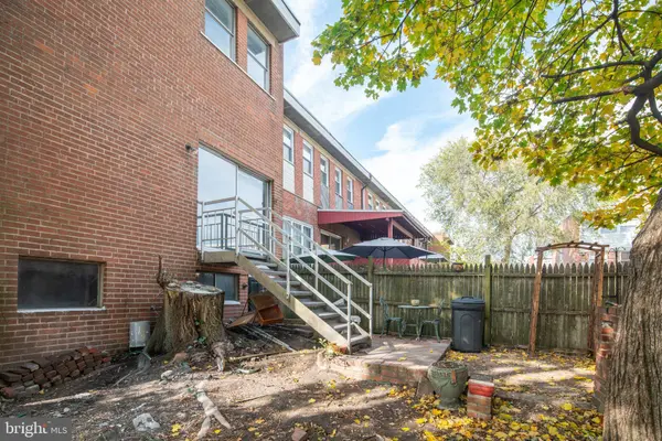 3031 S 70TH ST, Philadelphia, PA 19142