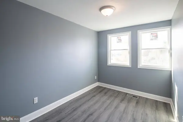 3031 S 70TH ST, Philadelphia, PA 19142