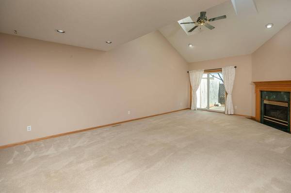 2312 Viola Heights DR NE, Rochester, MN 55906