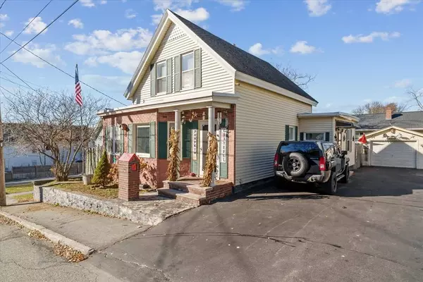 44 Fred St, Lowell, MA 01850