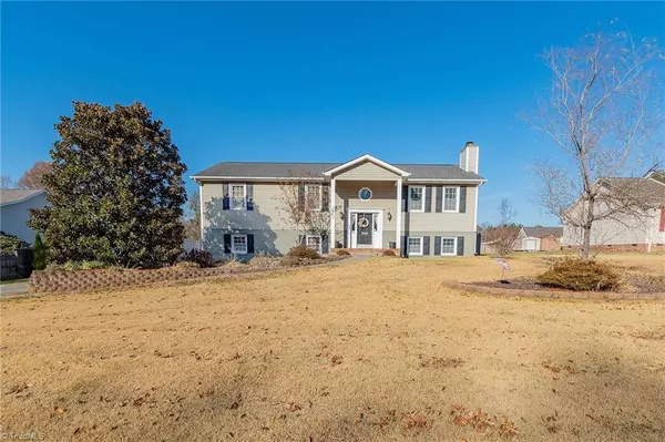 398 Arnold RD, Lexington, NC 27295