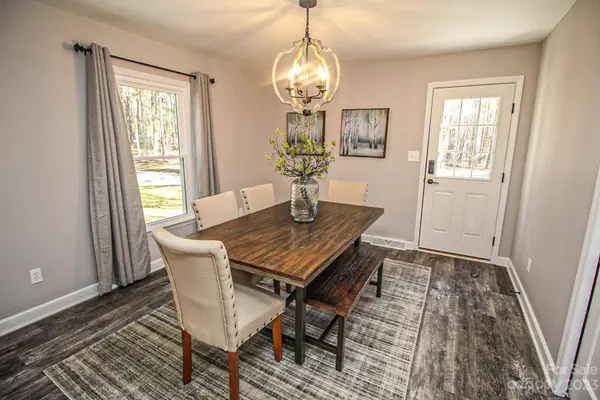 218 Weddington RD, Matthews, NC 28104