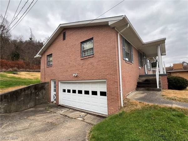 419 Elm ST, Martins Ferry, OH 43935