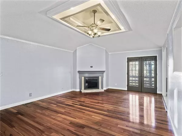 1280 E Columbus Boulevard, Fayetteville, AR 72701